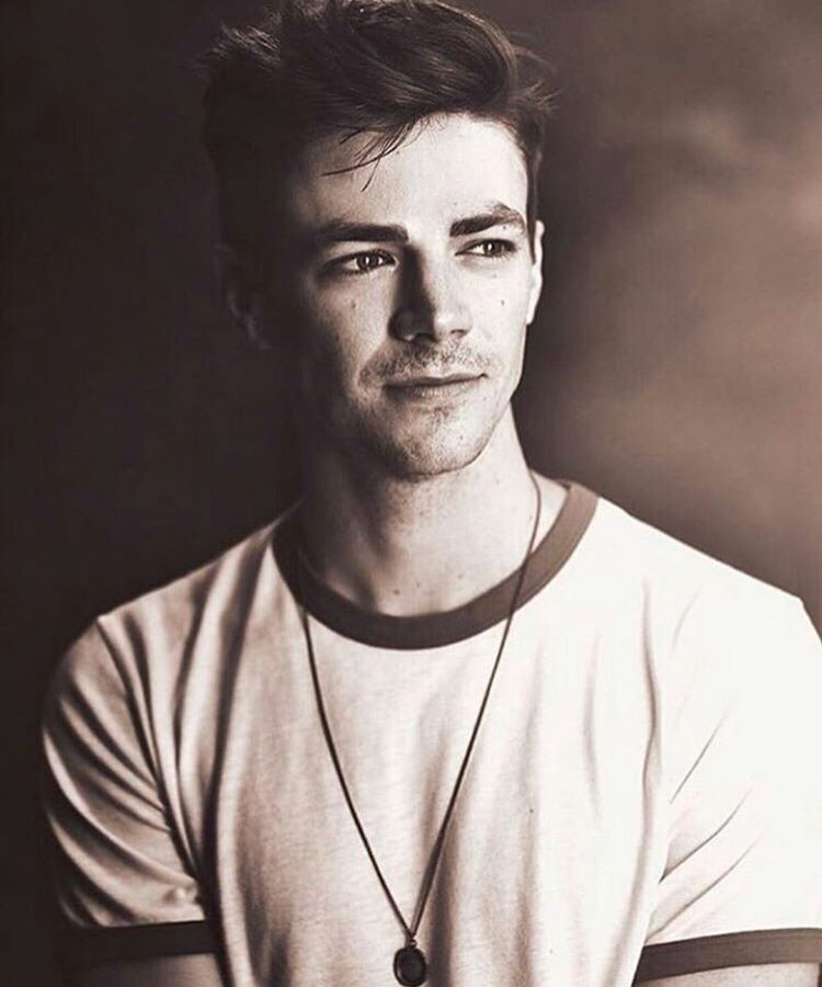 ScrletSpeedstr's tweet image. Haven’t shaved, haven’t slept sort of mood.