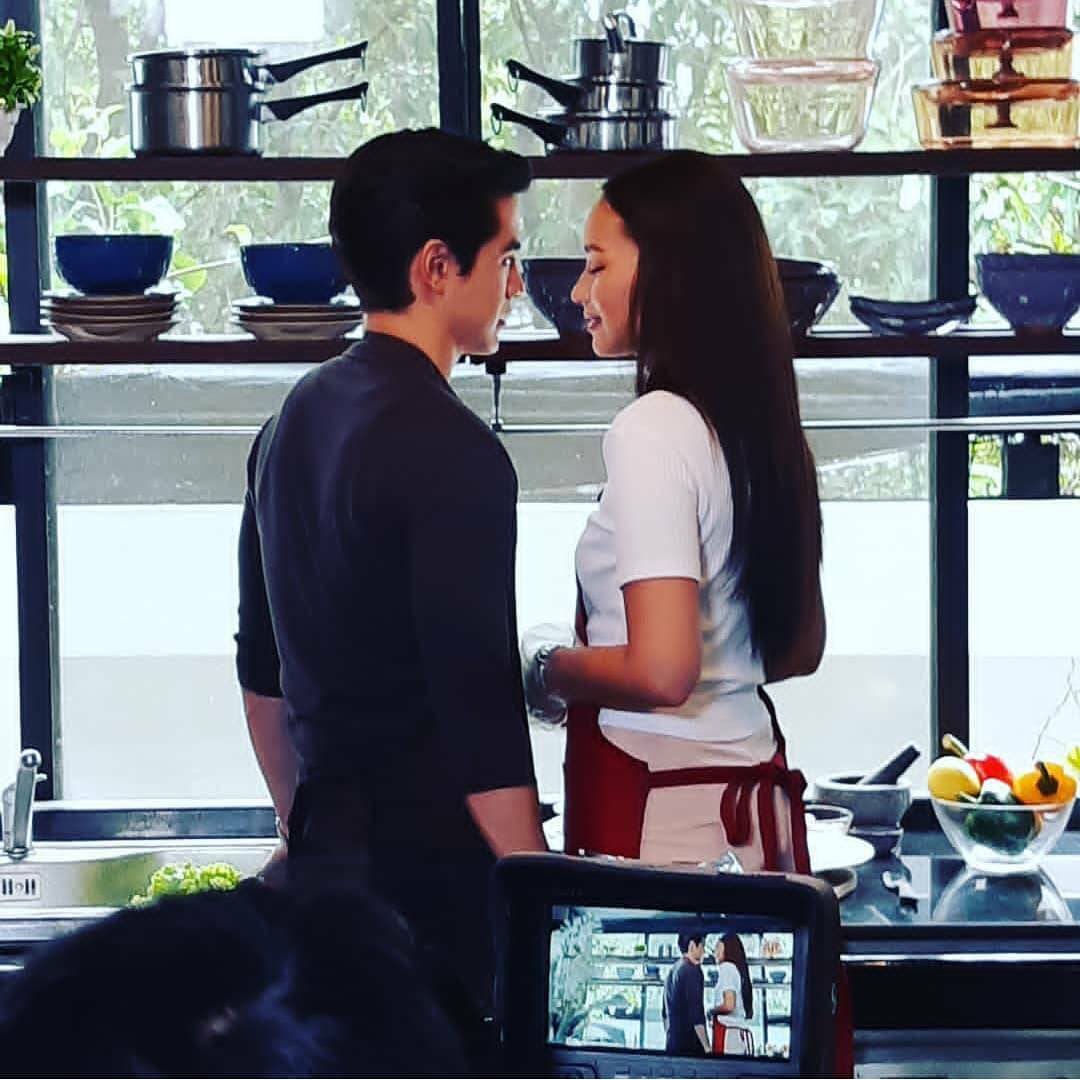 Kanoon0201's tweet photo. ถ้าจะจ้องตากันไม่เกรงใจปลากัดแบบนี้ไปคะแต่งงานกันโลด...ฟินว่ะ😝 #เมีย2018 https://t.co/XCmPBeII1E