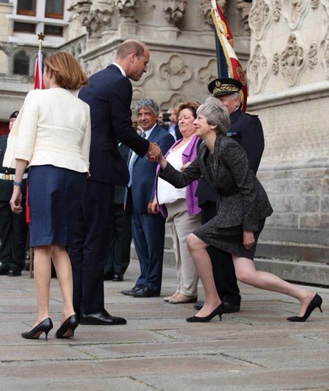 XFilesAndAll's tweet image. It's ok Theresa, it's only Royalty not Macron or Merkel or Juncker, so you don't have to beg so much.