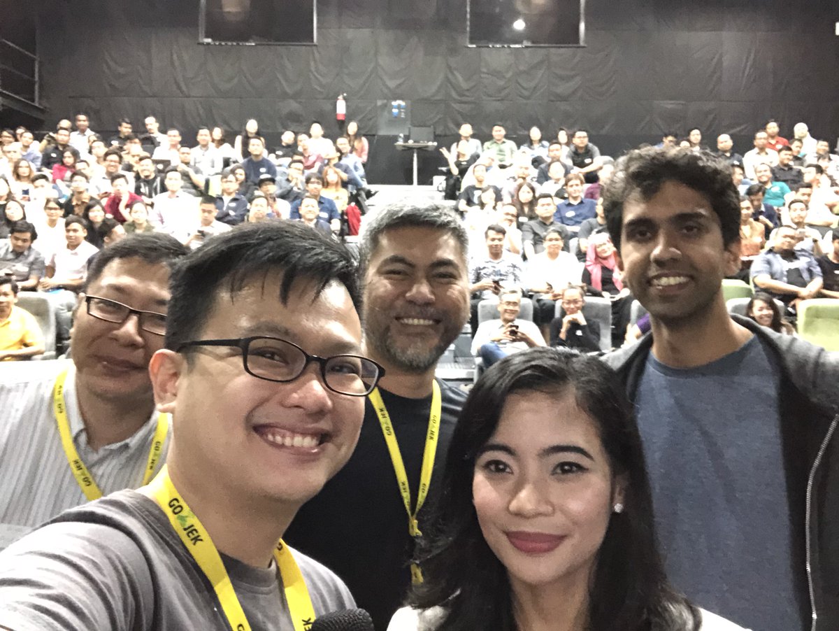 tianglim's tweet photo. It’s a wrap! Great session with @dayupermata, @nsasono, @jagopramodh from @gojekindonesia, @bizzy, @modalku #ProjectAlphaSEA #AWS https://t.co/pTnjTCjWdC