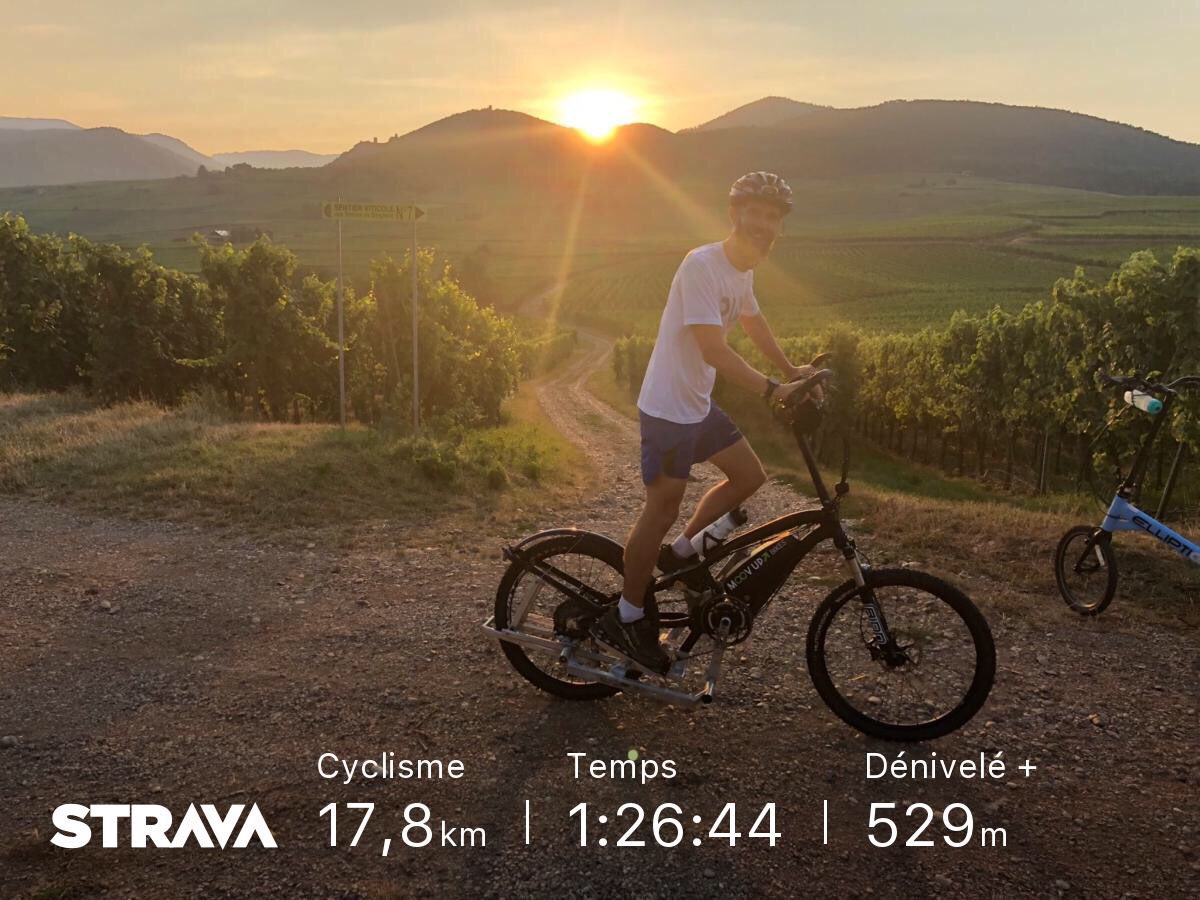 MoovUpBikes's tweet photo. Sunset testride!👌
#MoovUpBikes #MoveDifferent
 #StandUpMountainBike ⛰#startup
#Alsace #Fitness #Running #Cycling #outdoors #outdoorfitness #standupbiking #ebike #mtb #standupandride #trailrunning #softmobility #sport #sportsante #health #wellness #courir #impactfree #velotech https://t.co/7qiKaPOpAX
