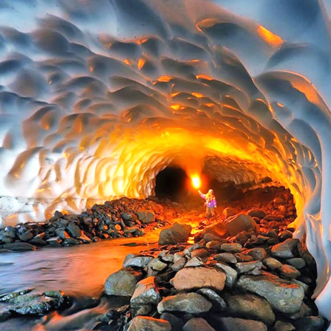 WoovlyApp's tweet photo. Visit the Kamchatka Peninsula in Russia.
1,250-kilometre-long peninsula in the Russian Far East
#kamchatkapeninsula #kamchatka #pacificocean #whatsyourbucketlist #thebucketlist #bucketlistidea #volcano #mountains #landscape #amazingplaces #beautifuldestinations #wanderlust https://t.co/0Mww8dl3zx