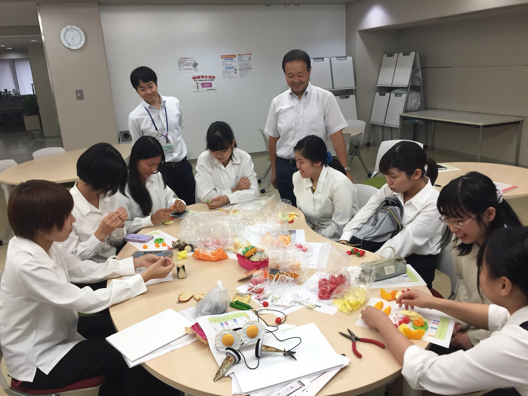 株式会社いわさき 食品サンプル Tum Foodsampe 私たちも若い女の子たちの感性に期待しています Twitter