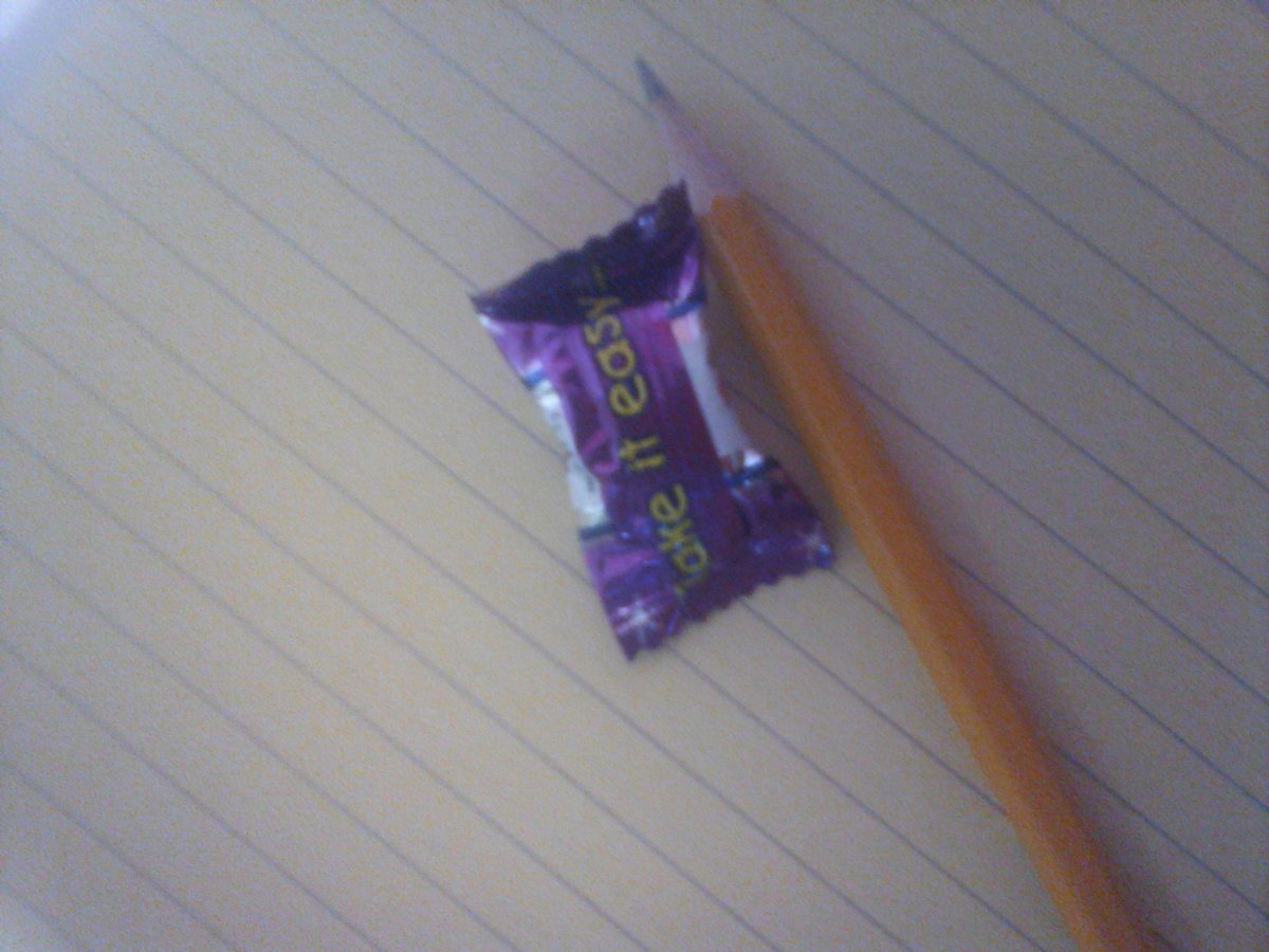 _pheyt08's tweet photo. Take it easy daw pero di Mo nasagutan yung conversion😂
#midtermfeels
#bakitkasiganun
#wagmasyadongmahalin😃
#E.C.E😂 https://t.co/b1mQ3xsiu0