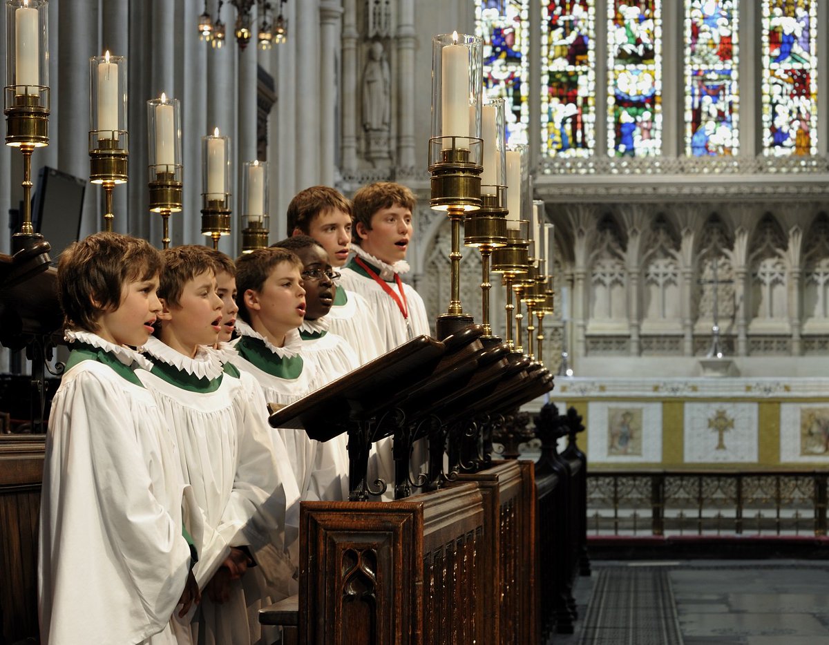 bathabbey's tweet photo. Do you love singing? Ever thought of joining the Abbey Choirs? We have choral scholarships available for Alto, Counter-tenor, Tenor and Bass singers: https://t.co/g3AAicgPyj https://t.co/veC6B8O2tx