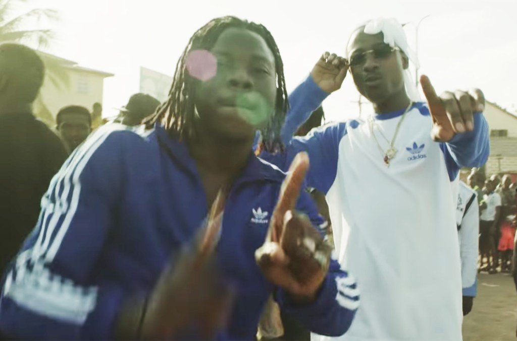 .@LT_Radar features @Stonebwoyb & Syster Sol on Stjärntecken
Watch ghanamusic.com/video/music-vi…