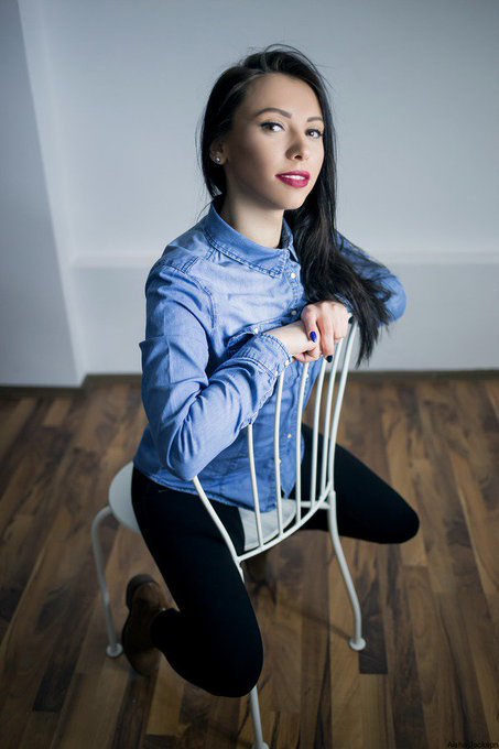 Fashion photoshoot https://t.co/rilqXW36KO https://t.co/StQoG7CfhS<a href="/tag/bosslady"class="tags"><span>#bosslady</span></a><a href="/tag/aishajackson"class="tags"><span>#aishajackson</span></a><a href="/tag/irememberatime"class="tags"><span>#irememberatime</span></a>