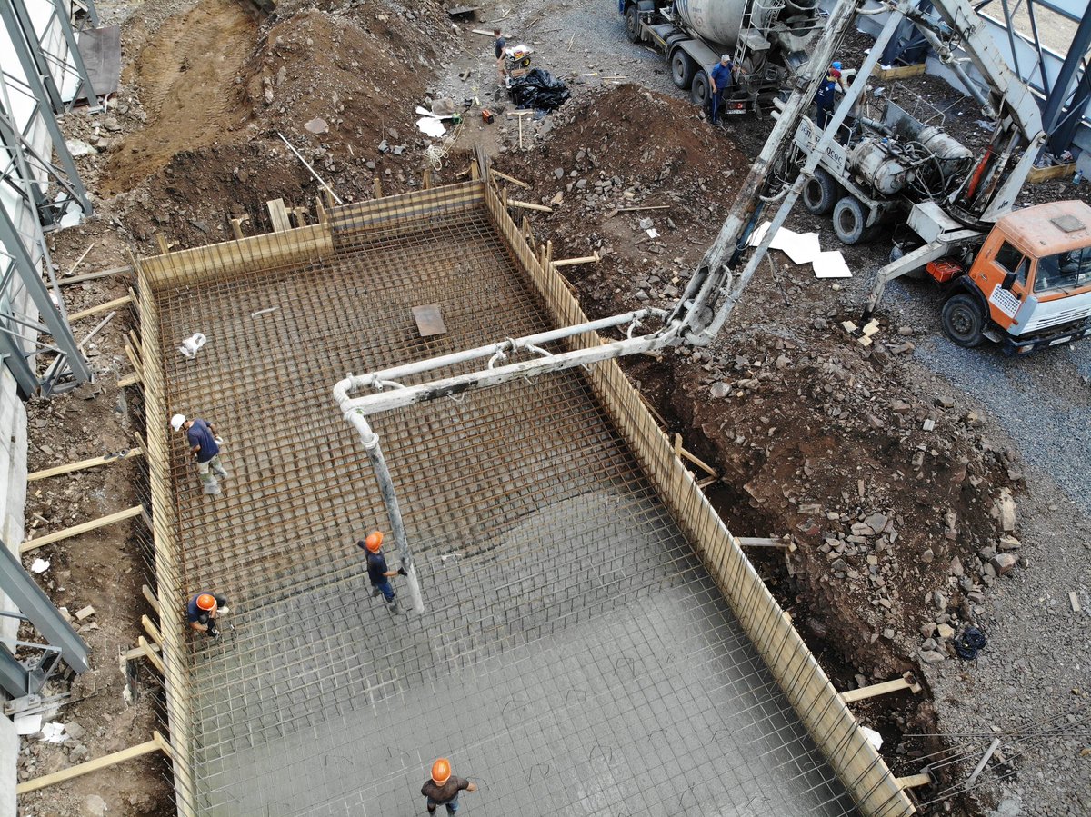 ZrCoin's tweet photo. Factory #ZrCoin. work is underway on pouring floors. https://t.co/ZkwNrnUUvd