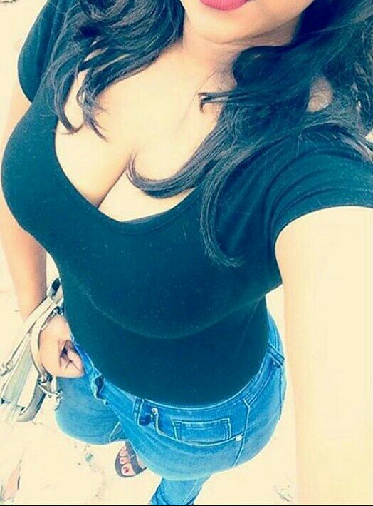 Shreya Ghosh (@bitchyghosh) on Twitter photo 