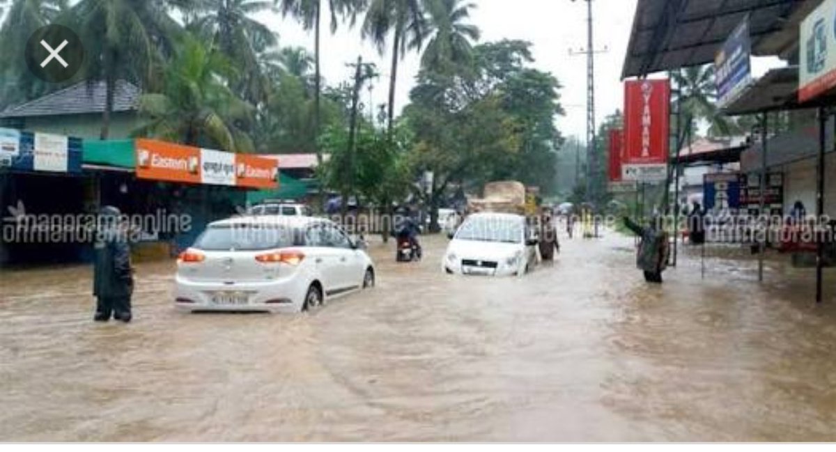 rajeshkumarc1's tweet image. Kerala is facg an unprecedentd heavy rains.
All 44 rivers r flowg over the banks,
For d first time 22 dams shutters opend together.
All low lying areas are inundated &amp;amp; normal life of thousands has been affected.
More than 50 ppl died.
Only thing to say is #StaySafe
#KeralaFloods