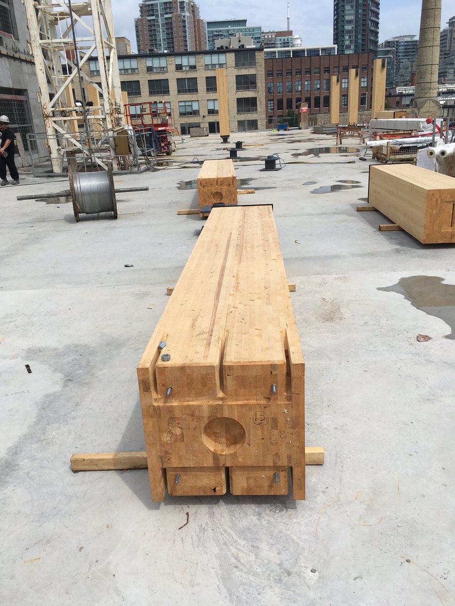 MichelleXuereb's tweet photo. Column installation has begun... https://t.co/BvJuvqqAzZ