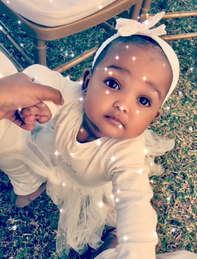leecyles's tweet photo. Happy First Birthday to our little girl 🎈

Mommy and Daddy are so in love with you❤️ https://t.co/MaTwsKXKlL