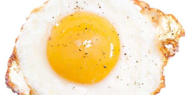 futurezoneat's tweet image. Heute gelernt: Ein Spiegelei lässt sich auf einem kryptoschürfenden Router braten - Sicherheitsforscher warnen damit vor #Kryptojacking (Foto: Fotolia) futurezone.at/digital-life/s…