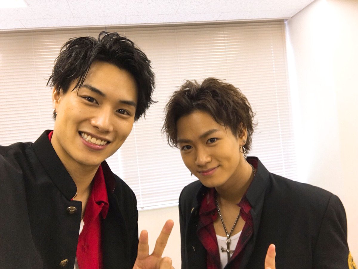 The Rampage Official 今日はldh Tvで京極兄弟企画 21 00より配信になります 皆さん是非ご覧になってください めっちゃ青春してます 笑 川村壱馬 Princelegend Pr Ldh Tv Princeoflegend Ldhtv 京極兄弟 京極尊人 京極竜 鈴木伸之 The Rampage Official 今日はldh Tvで京極兄弟企画 21 00より配信になります 皆さん是非ご覧になってください めっちゃ青春してます 笑 川村壱馬 Princelegend Pr Ldh Tv Princeoflegend Ldhtv 京極兄弟 京極尊人 京極竜 鈴木伸之