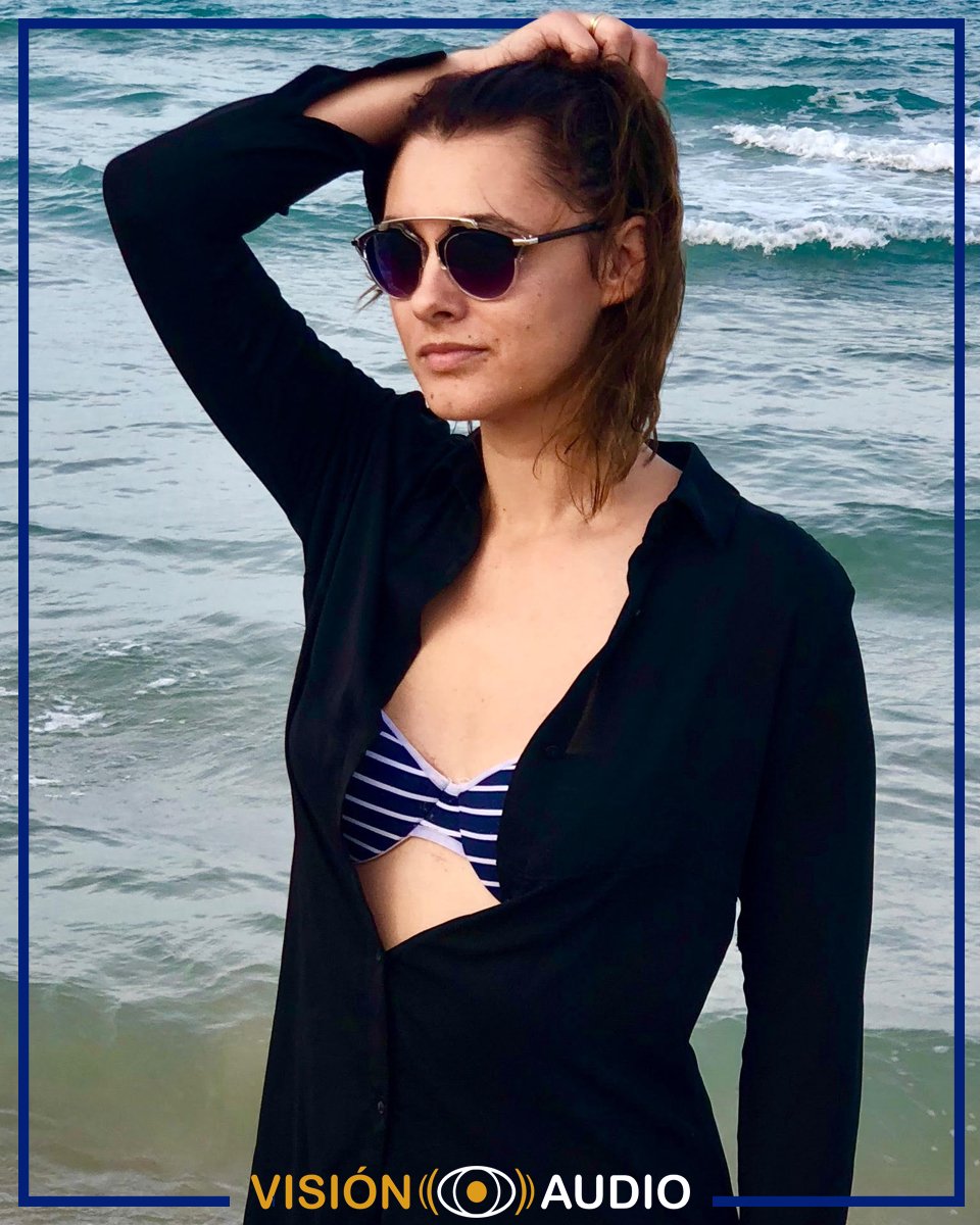 VisionAudio_'s tweet image. Hoy es jueves y los jueves son para disfrutar... 
¡Qué nada ni nadie te pare! 
Nuestra amiga Oana Pomar siempre lo hace, ¿y tú?
#VisionAudio #SomosTuÓptica #Gandia