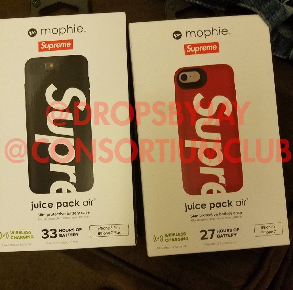 SUPREME MOPHIE BATTERY PACK *IPHONE 7/8