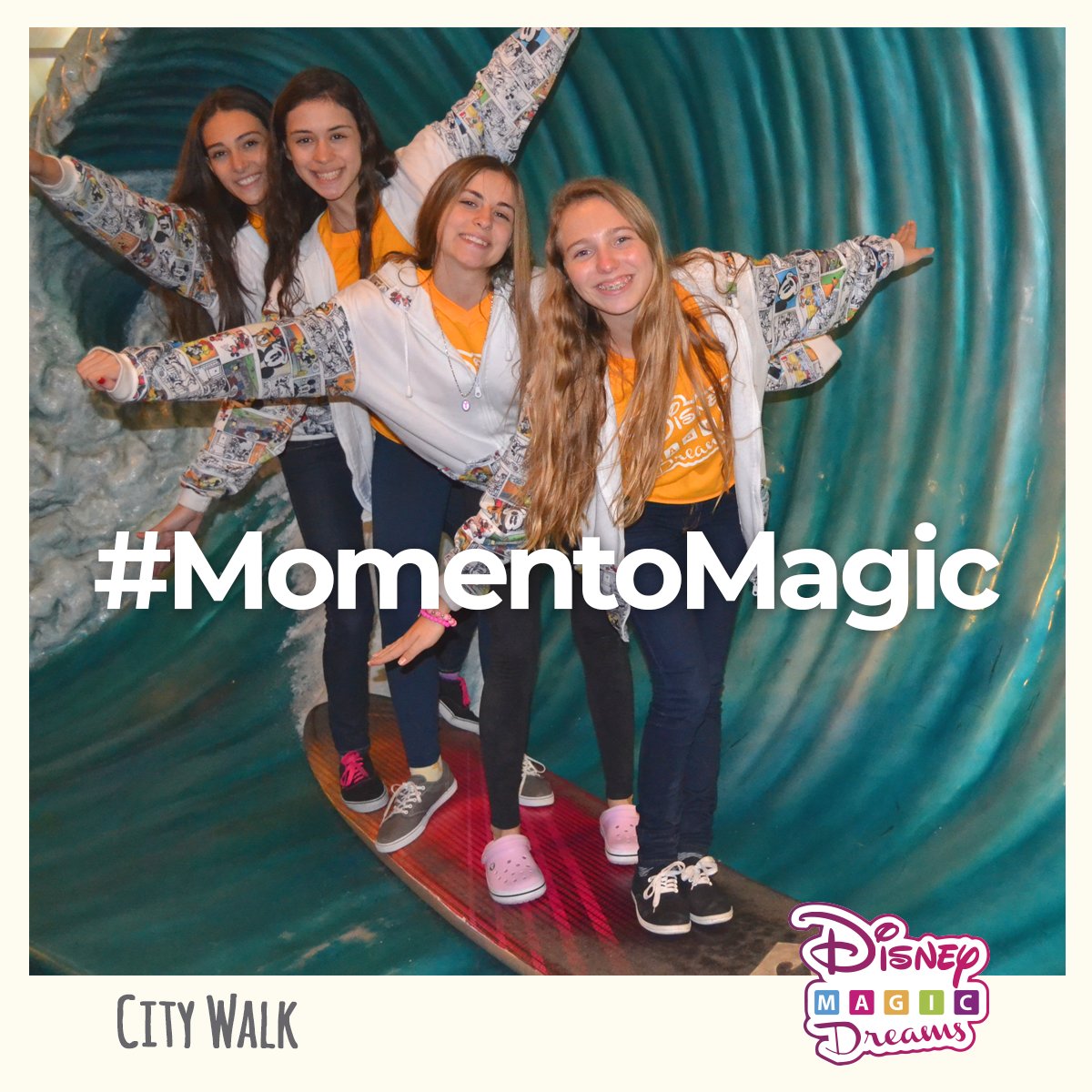 MagicDreamsArg's tweet photo. ❣️Nos divertimos mucho en #CityWalk 🏄‍♀️🏄‍♂️#Orlando 🤩#VMDS👸 #MagicGirls✈️🏰🏖🛳 https://t.co/nMitOO6CON