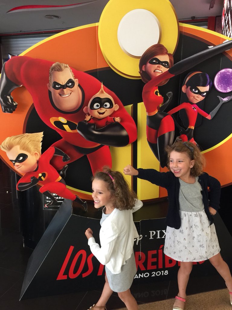 iberpin's tweet photo. @hola_mj @homomeeple @madrereciente @refuerzodiver @dacilmp @regresohobbiton @HomoPrimerizus @CATanisoci ¡Y qué lo digas! Súper recomendación para ir con los peques este verano al cine #películas #familia #Increibles2 https://t.co/BJgdiKc2Zq