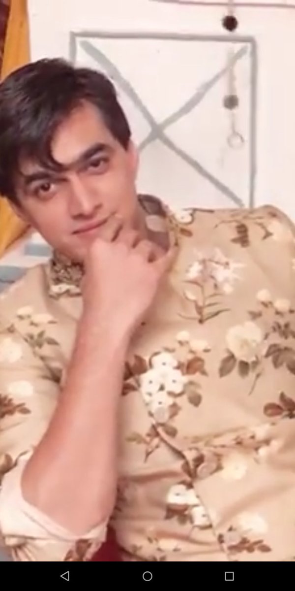 Teamofkaira's tweet photo. Momo's haldi look 🙈🙈🙈❤️❤️🔥🔥🔥  soo hott🔥🔥🔥🙈🙈🙈❤️❤️❤️@momo_mohsin https://t.co/Q41UnQZIt9