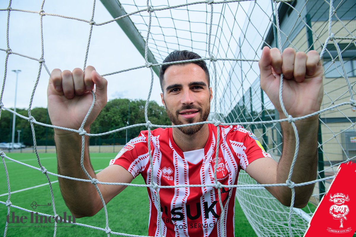 LincolnCity_FC's tweet photo. #UpAllNightToGetLuque π https://t.co/Vhq3HXC3hG