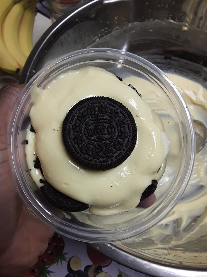eavegans's tweet image. IF YOU’RE AN OREO HEAD, TRY THE BEST HOMEMADE VEGAN BANANA PUDDING W/ OREO COOKIES 🌱🍌😋😁💪😎 AVAILABLE AT THE @healthyhippy1 (On Instagram) ➡️ FOLLOW @eavegans 😉 #THEHEALTHYHIPPY #FREEPANS #FREE #HEALTHYHIPPY1 #VEGAN #GRATIS #PLUR #MFA #TBHVBP #EAVEGANS
