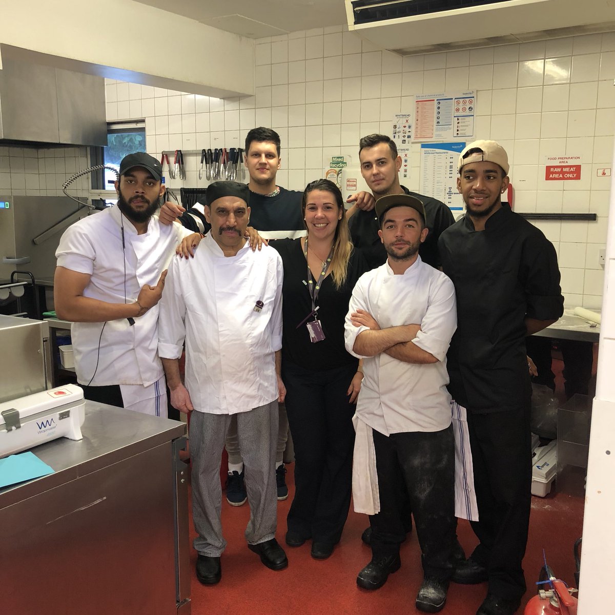 PI Gatwick A23 kitchen team celebrating One of our chef 👨🏽‍🍳 60th birthday 🎂☺️