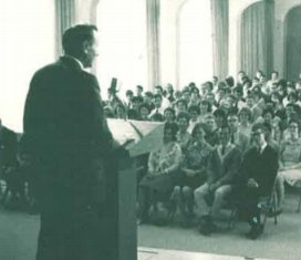 ORULibrary's tweet photo. Earlier this week, @OralRobertsU faculty gathered together to kick off the new school year. This same week, 53 years ago, President Oral Roberts held the first faculty meeting on the ORU campus. You can listen the audio of this historic event. #TBT
https://t.co/hFz7XNWztx https://t.co/Ug0PCAwhqk