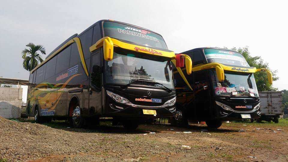 CjdwTrans's tweet photo. Bus Pariwisata Sederhana Trans https://t.co/Zm7q8qmhcN https://t.co/ioBQHOh2Fd