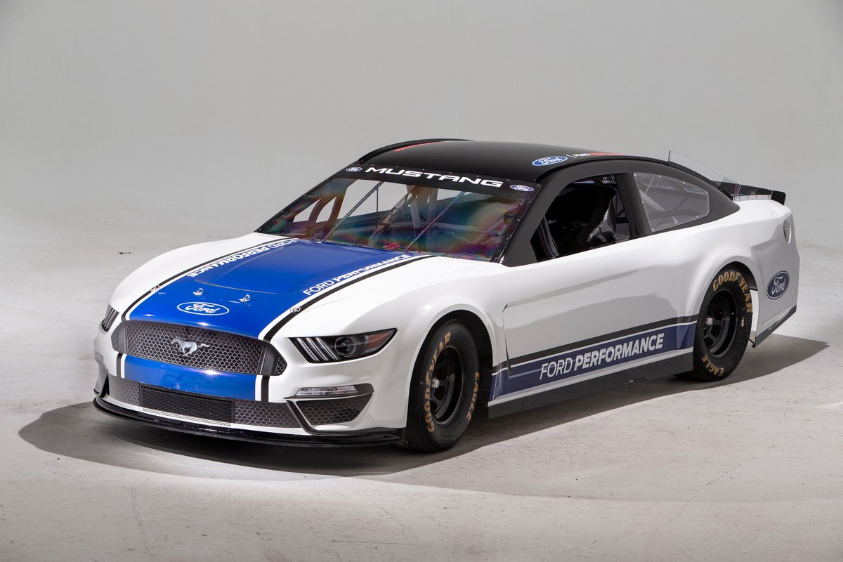 The 2019 Ford Mustang : NASCAR