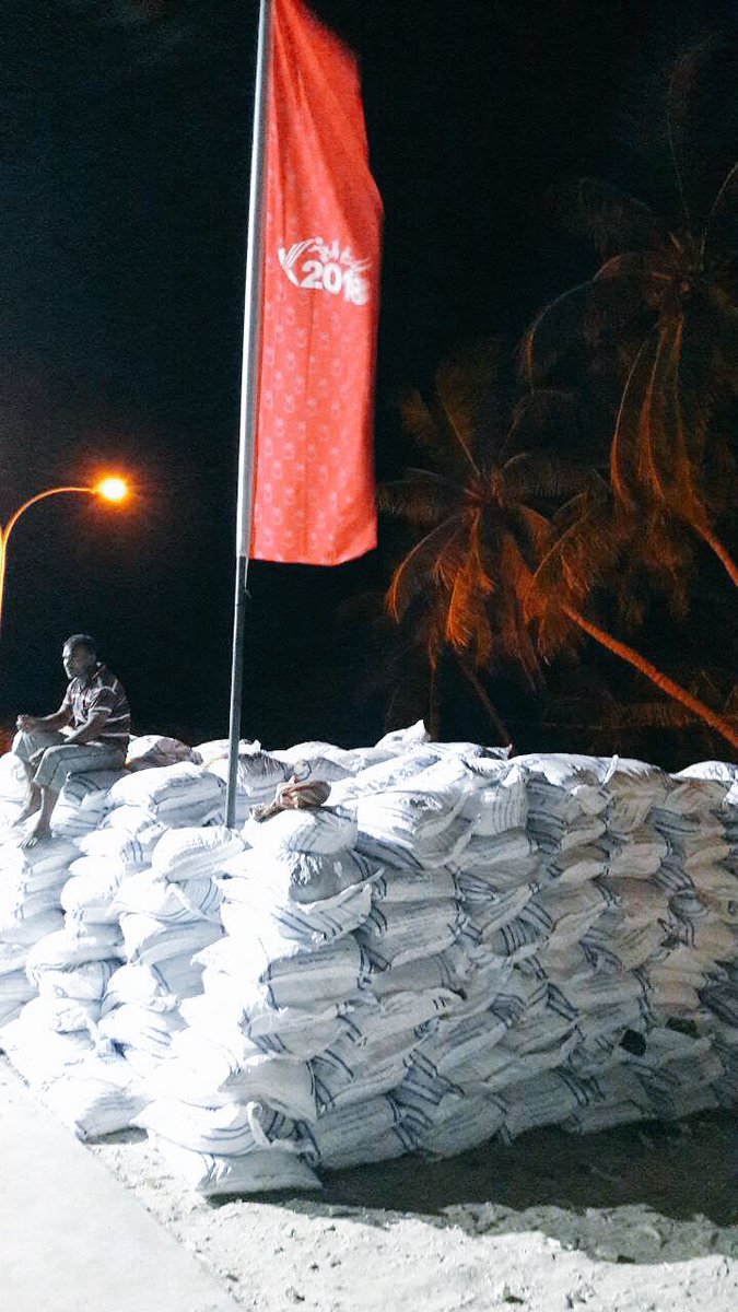 ahmedmubean's tweet photo. الحَمْدُ ِلله

#Bilehdhoo narudhamage amalee massakaifashan beynunvaa saamaanu miadhu Bilehdhoo ah gendhevijje. Dhenhama raaslaafa narudhama alhanvee. #Dhenaijaha 👋🏻👋🏻👋🏻

#YameenShaheem2018
#RaeesYameen2018
#RY2018 
#YS2018 
#ProgressShared 
#23sep2018 https://t.co/2t284Sxoh2