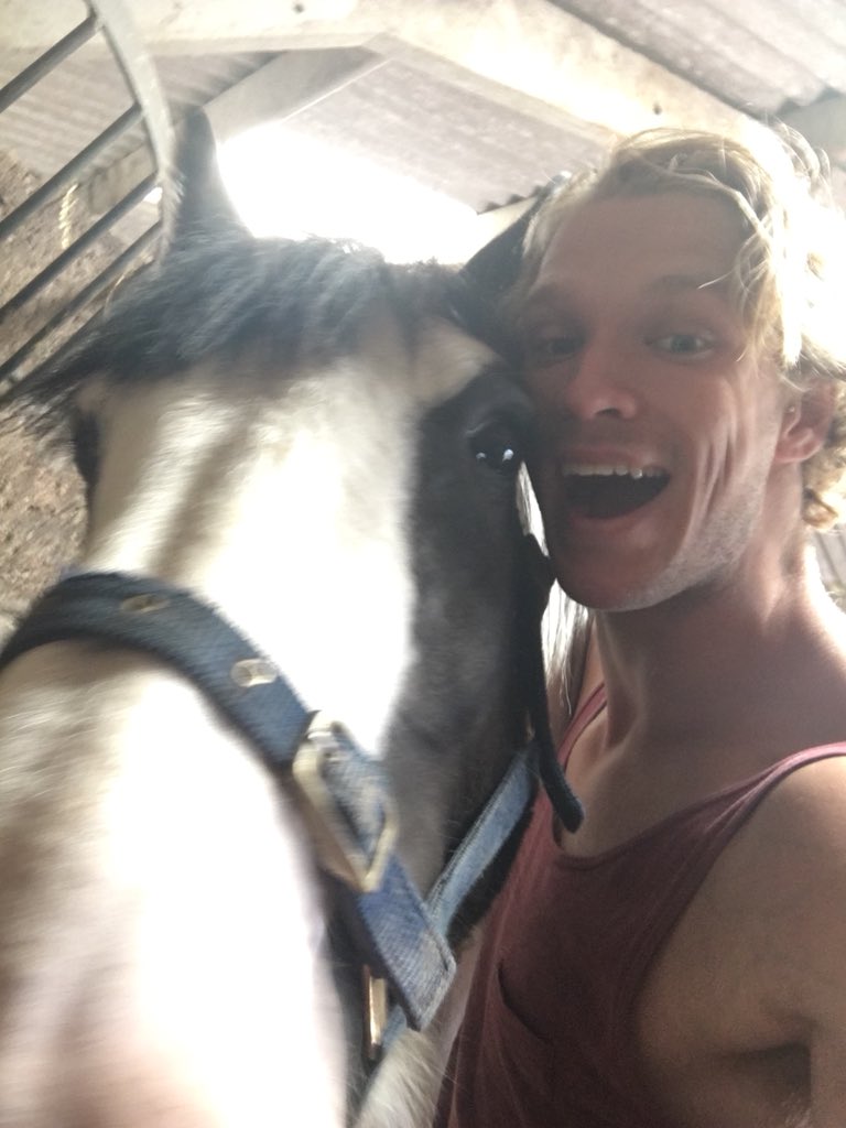 TimBlore1's tweet photo. Horsing around. Thanks June from a smooth ride ❤️🐴 #Devon #castouting #lear #horses #valleyofrocks https://t.co/O7qGJkeNV3
