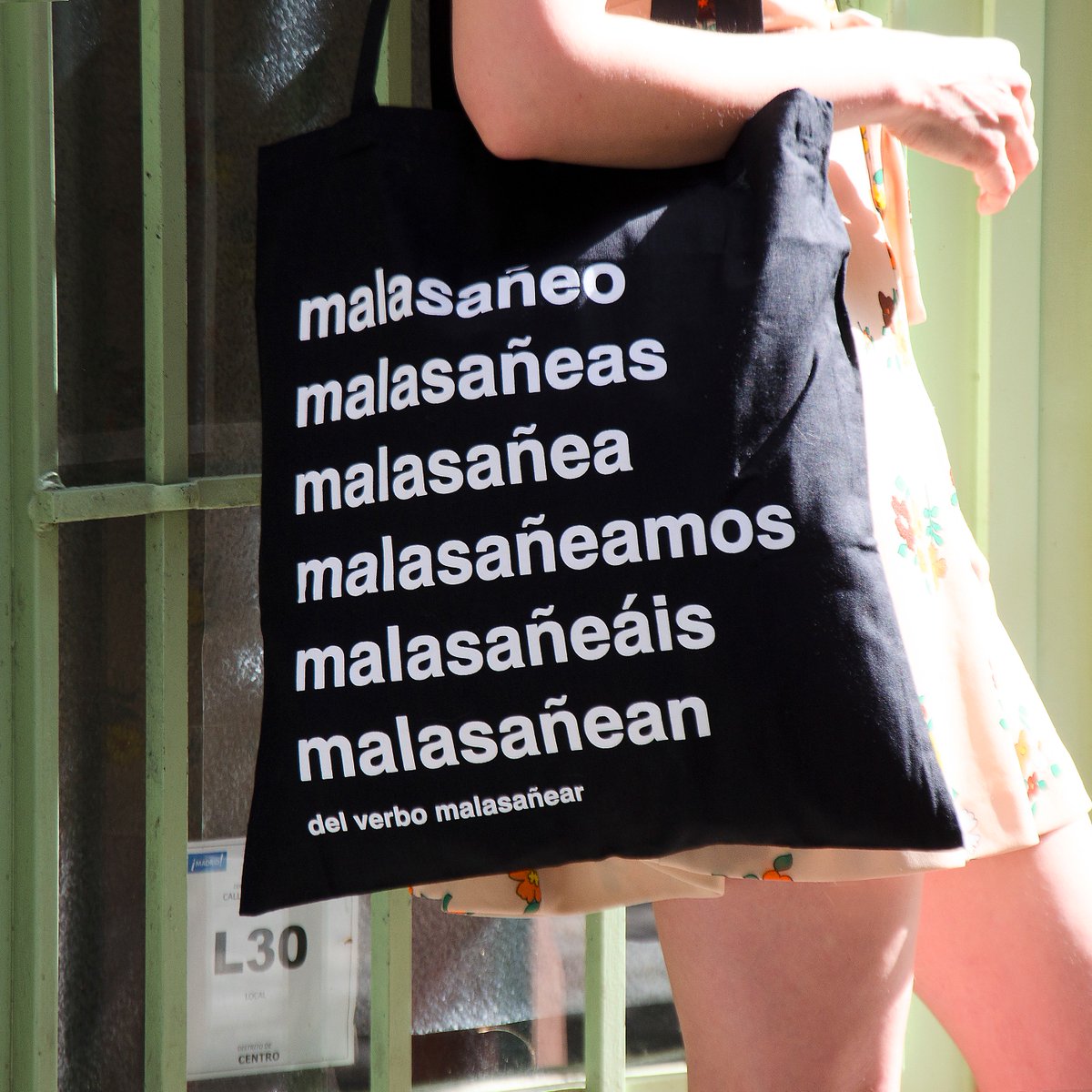 Curiosite_es's tweet photo. Malasañear es para el verano 🚶‍♀️🚶‍♂️💘 https://t.co/NHgXGlgvvj https://t.co/d0cfweIewJ