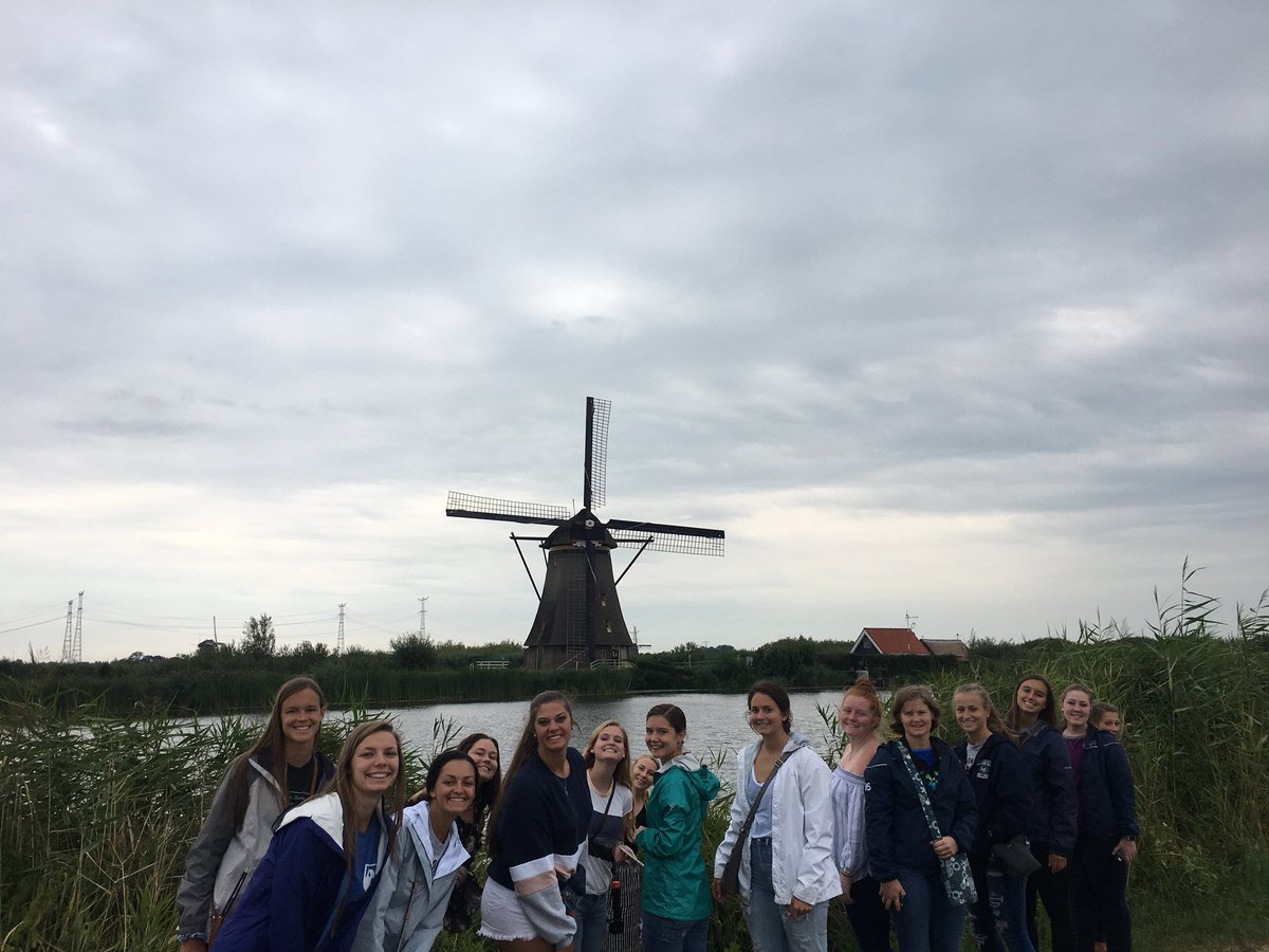 lvcfieldhockey's tweet image. Kinderdijk Windmills