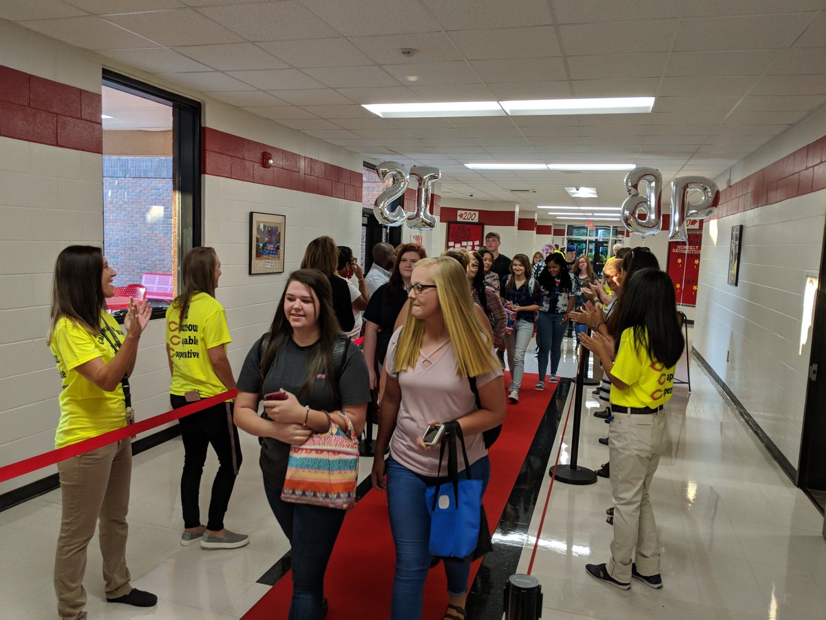 lazylikeafox's tweet photo. Callaway High School rolled out the red carpet for the students on their first day back! #BeCallaway #TCSSFuture https://t.co/RzofvH3Bir