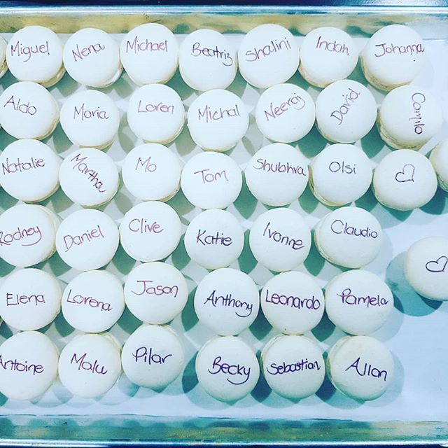 GourmetMacarons's tweet photo. What a great idea to replace your tradition #placecard ?
.
.
.
.
.
#gourmetmacarons #yummy #macaronlove #foodphotography #sweets #desserts #Italianmethod #macaronstagram #instafood #food #macaronlover #lovelocalcamden #sydneyfood #sydneymacarons #foodl… https://t.co/mmgl9l17RH https://t.co/Sy4hkq9RtX