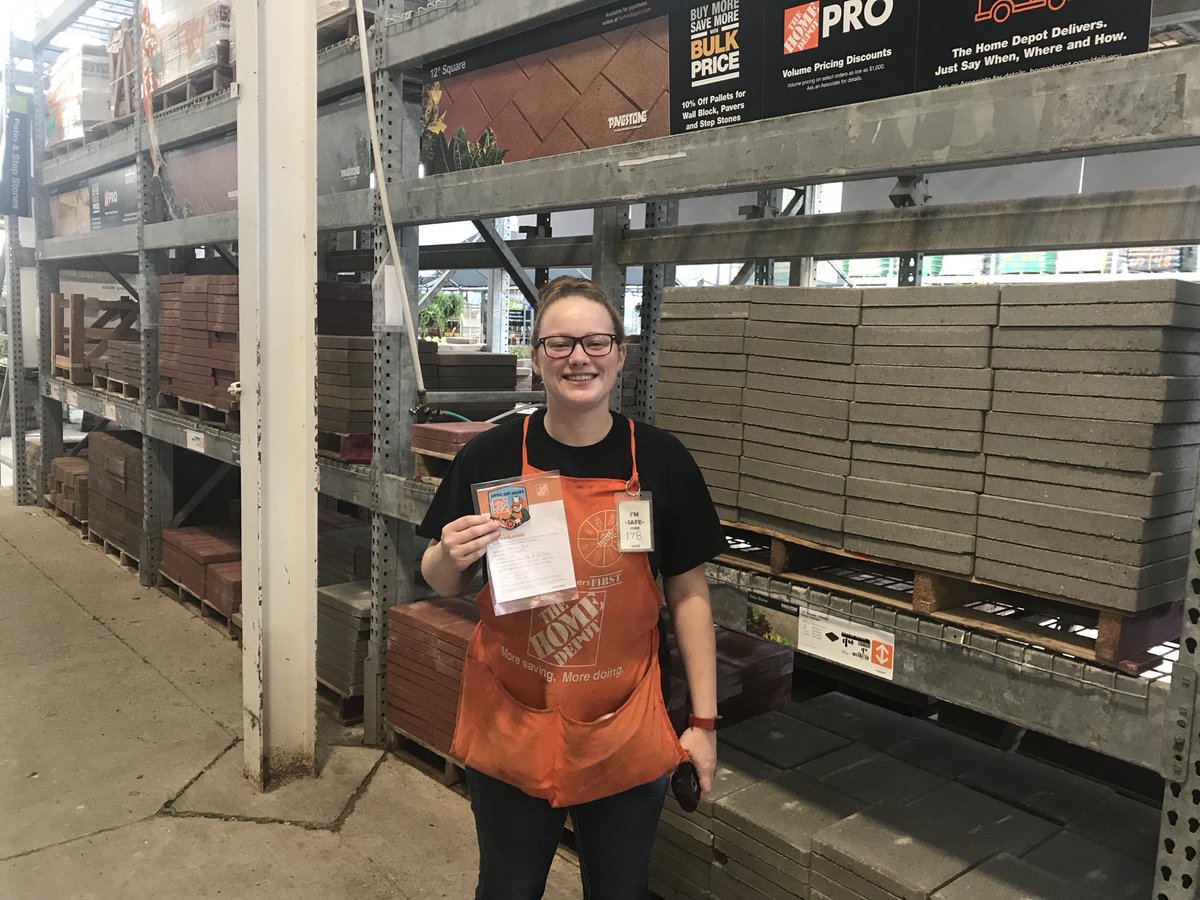 #4801proud Rebecca being recognized for creating share holder value by working freight and impacting in stock.  <a href="/britton_denny/">Denny Britton</a> <a href="/mcopley27/">michelle Copley</a> <a href="/thdpatrickbowen/">THDPATRICKBOWEN</a> @thd_young