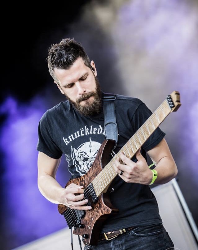 dabloomfield's tweet photo. Happy 34th Mr. Richard Henshall, one the most amazing guitarists I’ve ever heard
Can’t wait to see him in Chile
@RichHaken @Haken_Official 
#richardhenshall #haken #tomera #novacollective #guitarist #keyboardist #guitarhero #multiinstrumentalist #progressivemetal #progressiverock https://t.co/xI8ECtcSAk