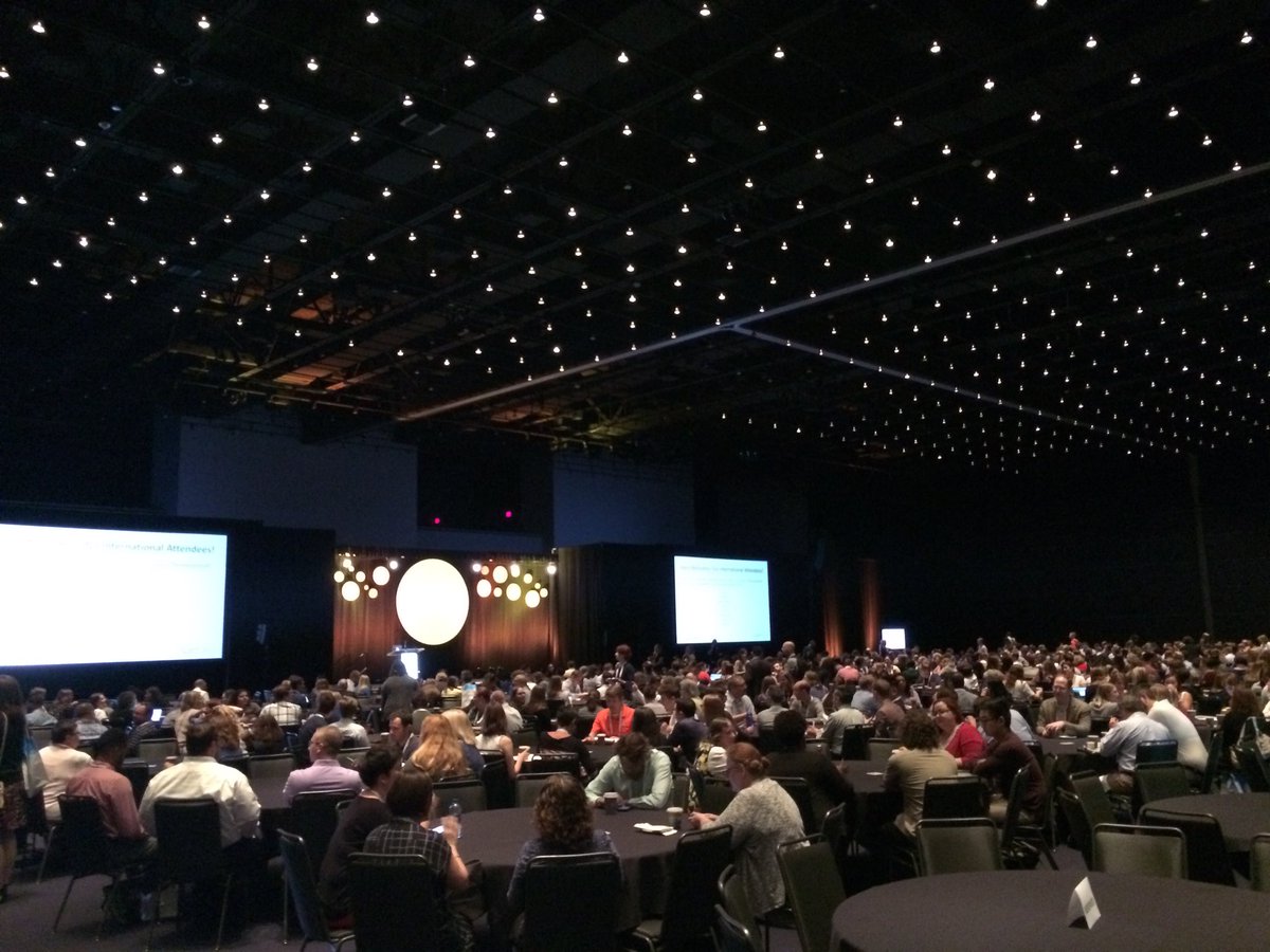 annepdean's tweet image. ⁦@Apra_HQ⁩ kicking it off for #aprapd2018!! Over 1K folks bringing the #prospectdevelopment heat to the #steelcity.