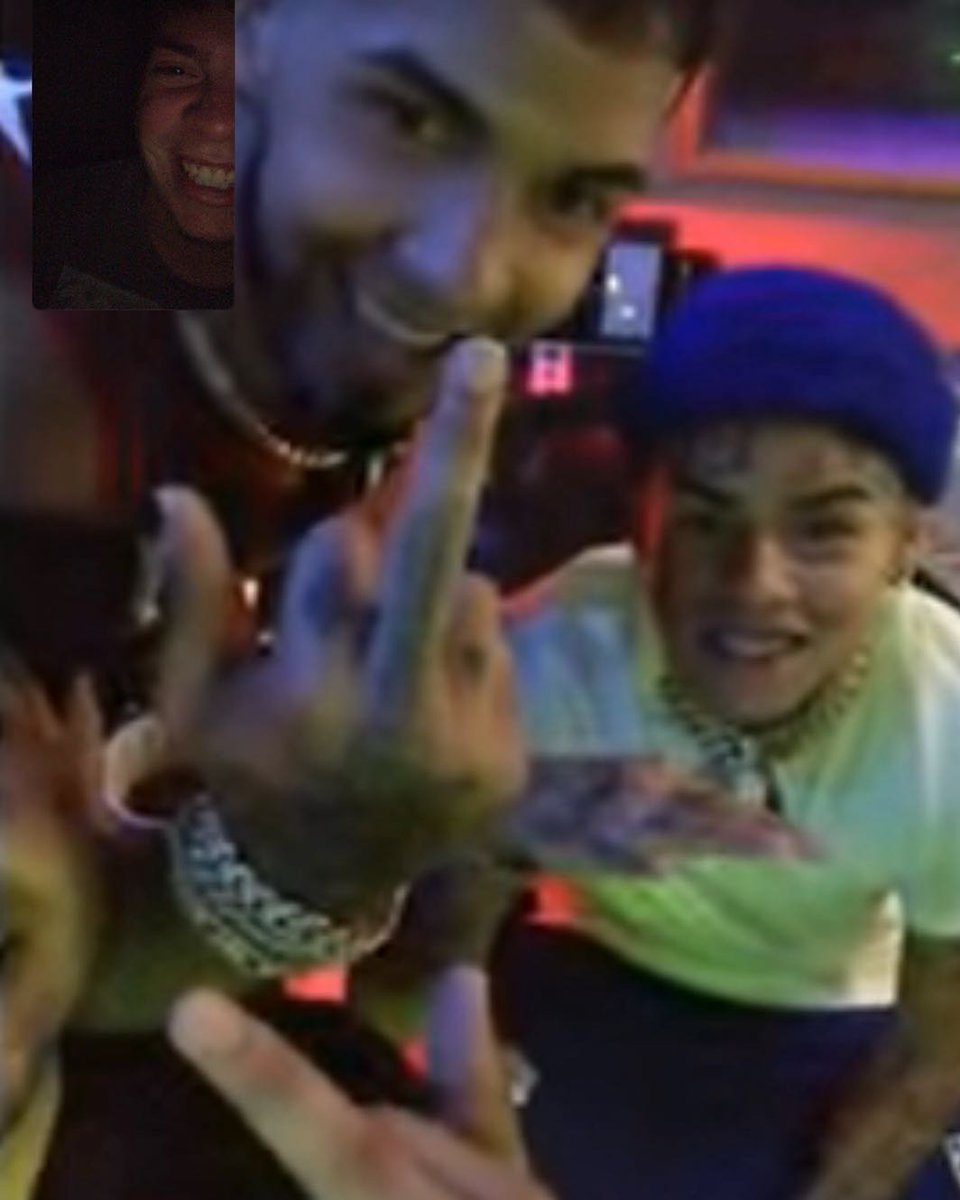 Carly la estrella del equipo💪 
Nuestras movidas son estrategias del éxito 👍