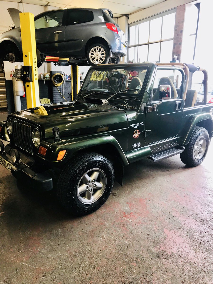 QueensService's tweet image. Lovely Jeep Wrangler for sale
#jeep #leeds