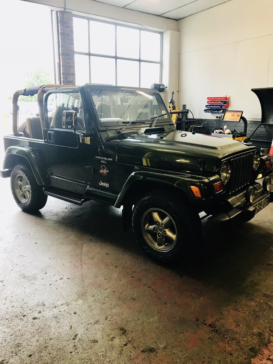 QueensService's tweet image. Lovely Jeep Wrangler for sale
#jeep #leeds