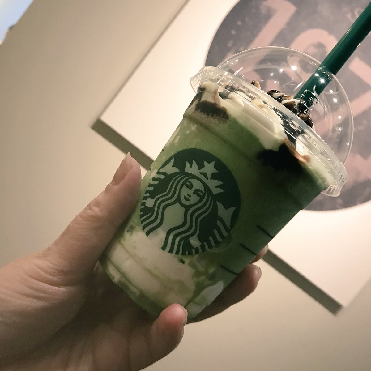 yh30th1006's tweet photo. Share me in the moonlightで抹茶スモア！
フラペチーノ(R)1杯に同じフラペチーノ(R)をもう1杯無料😆
#eTicket #별다방 #스박 
#starbucks #スタバ
#스타벅스커피 
#스벅신메뉴 
#抹茶スモアフラペチーノ https://t.co/UzOD2ACpJi
