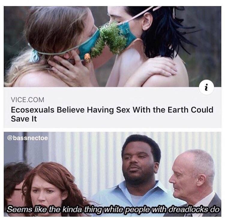 DkKV_U_XoAMIvEo.jpg:large