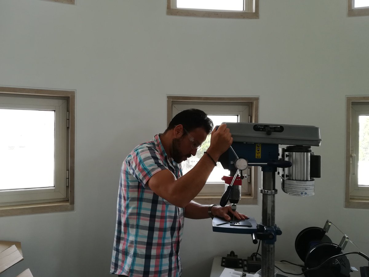 This time we welcome Rúben Dimas, yet another promising intern, who will be working at <a href="/IDMindRobots/">IDMind</a> 's electromechanical department, for the next 9 months! Good luck! 
#idmind #Robotics  #internships #electronics #Mechanic #mechatronics