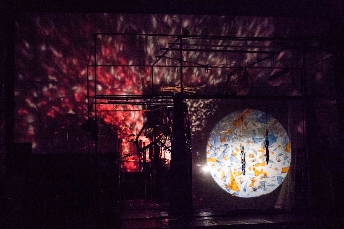 In preparation for Bekegem's PLAN B art festival, multi-talented Oona Libens explains how she aims to challenge today's perception of imagery. 

thewordmagazine.com/art/portfolio-…