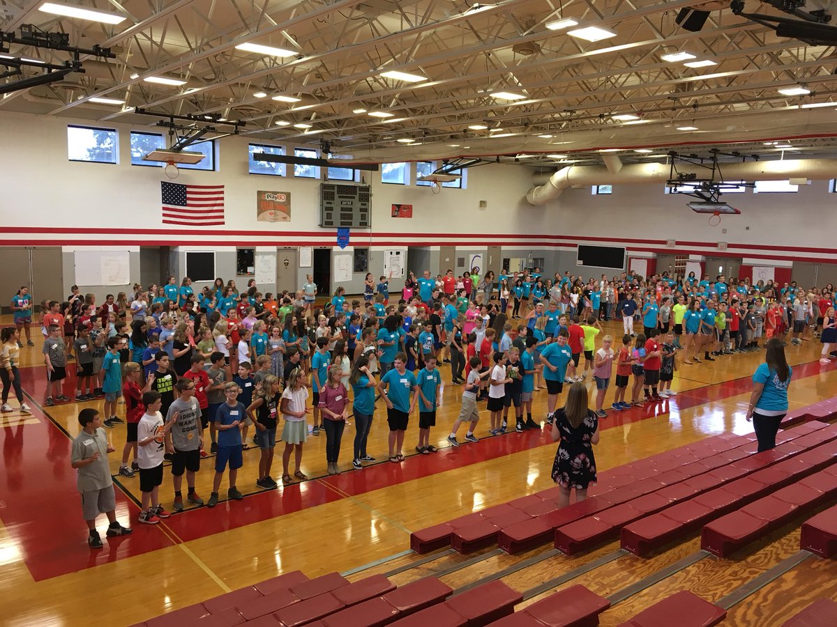 Welcome to Memorial, sixth grade students!  We are so happy to have you all here!  It’s going to be a great year!!