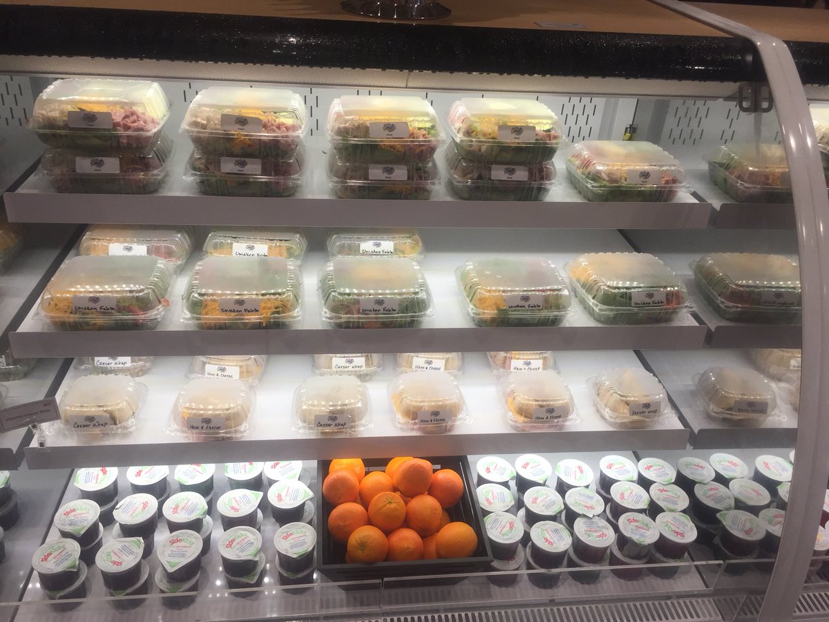 cville_schools's tweet photo. Wow! Lunch looks fantastic!!! https://t.co/AtJo220zgH