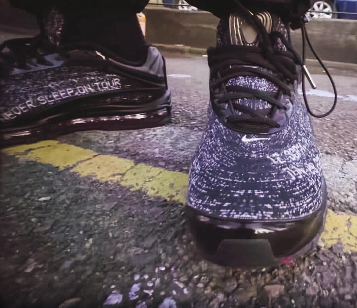 nike x skepta air max deluxe never sleep on tour