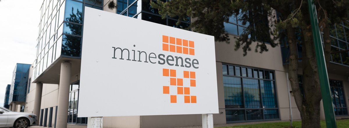 MiningMagazine's tweet image. #MineSense Technologies has closed a US$18 million equity #financing to help accelerate #commercialisation of its #digital #mining solutions, providing real-time, sensor-based #oresorting for large-scale mines bit.ly/2M4kith @minesensetech #futureofmining