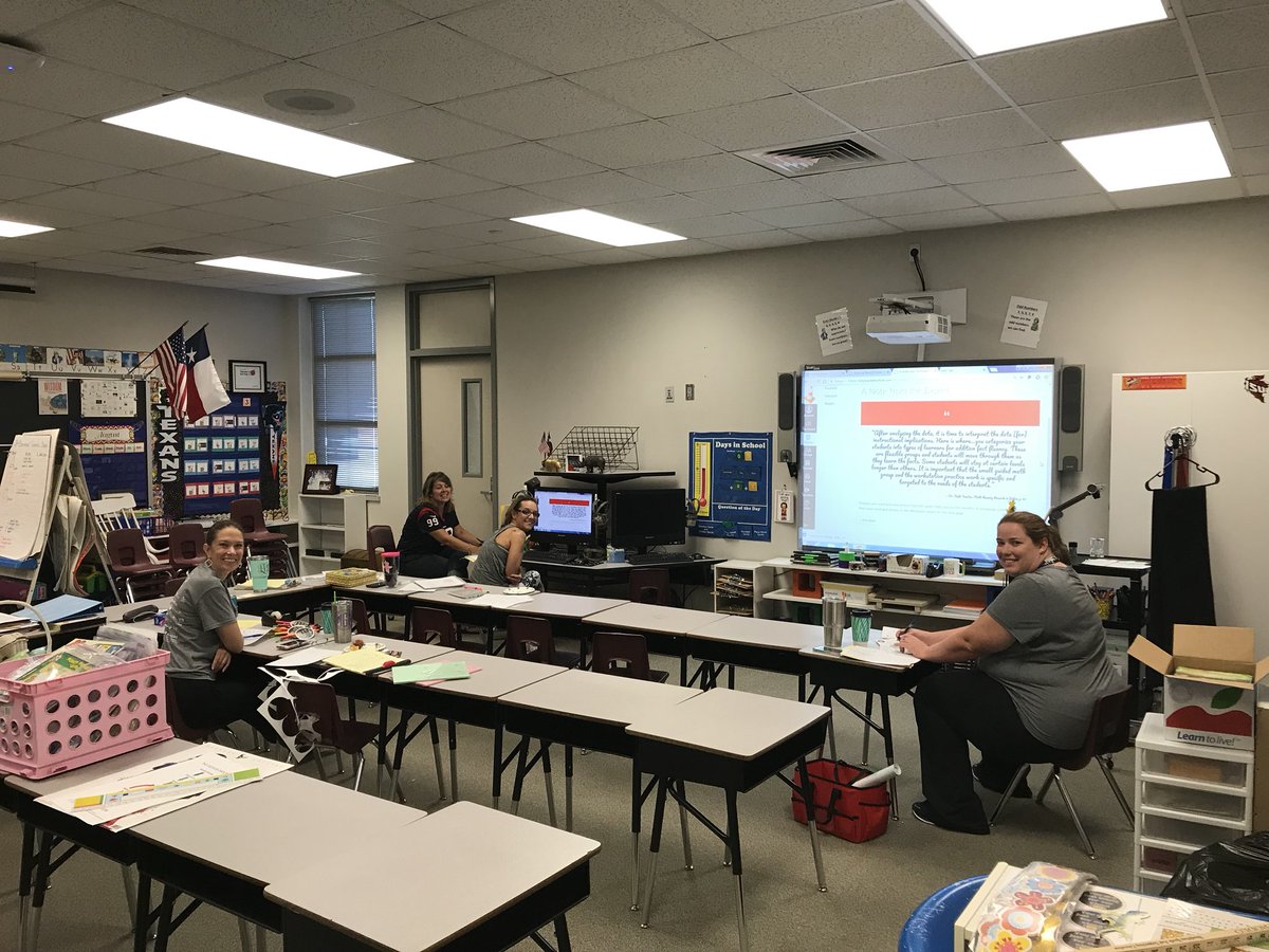 ronaldasmith23's tweet photo. 2nd grade math teachers know how get comfortable and dive into some choice PD! #rrepride #rrestaff https://t.co/7ZCxI9tALJ